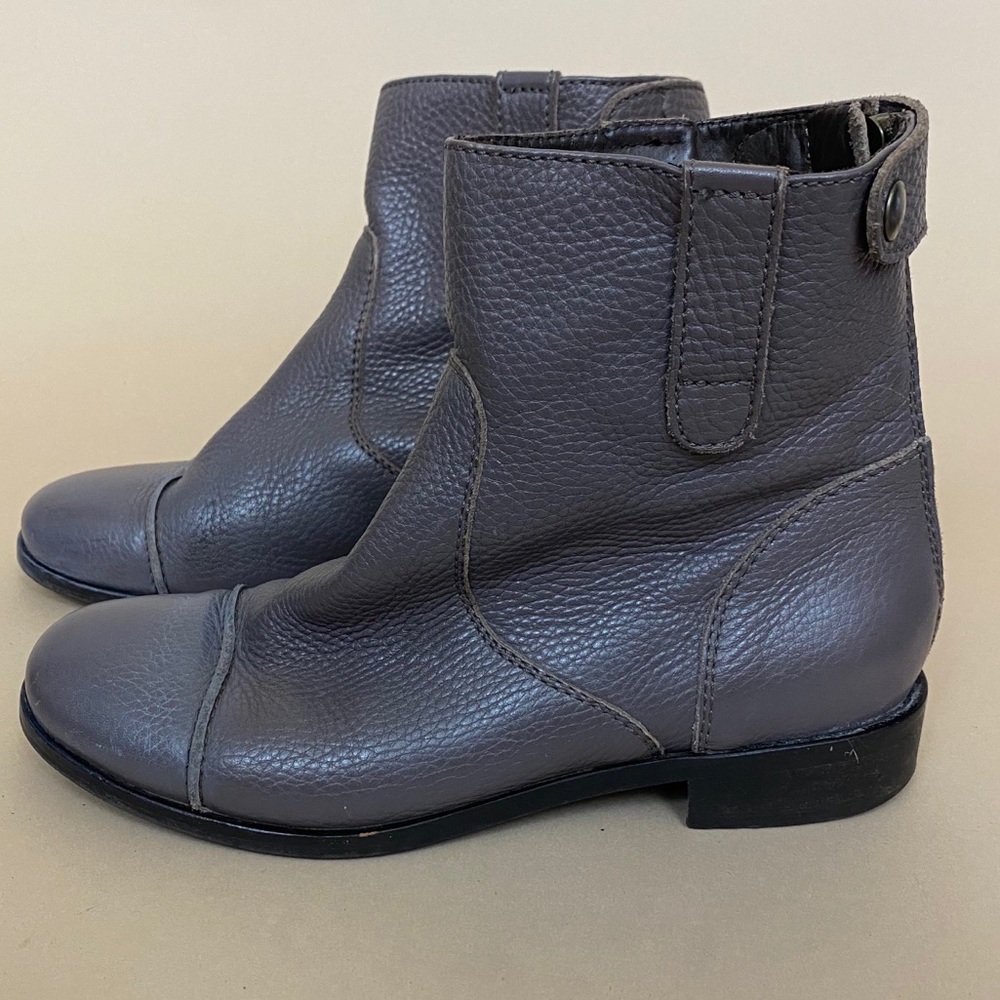 J. crew Grey Leather Toe Cap Ankle Booties 6.5